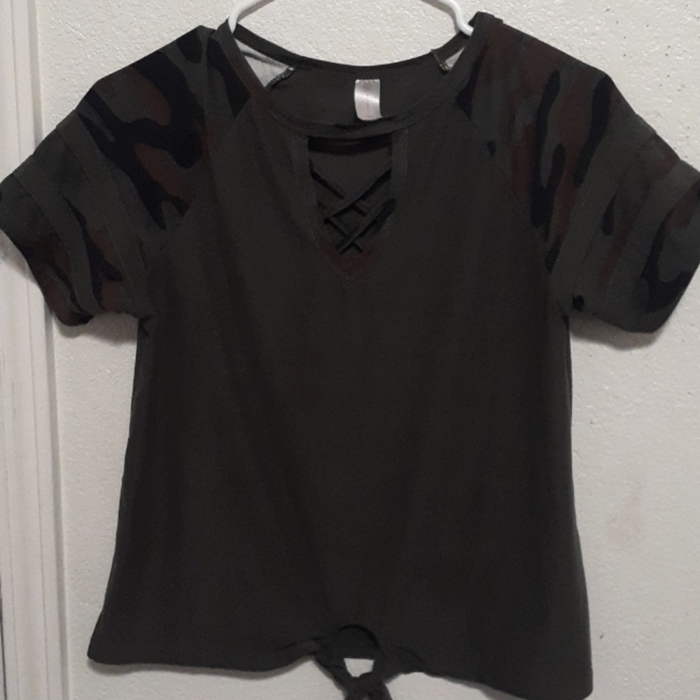 T-shirt